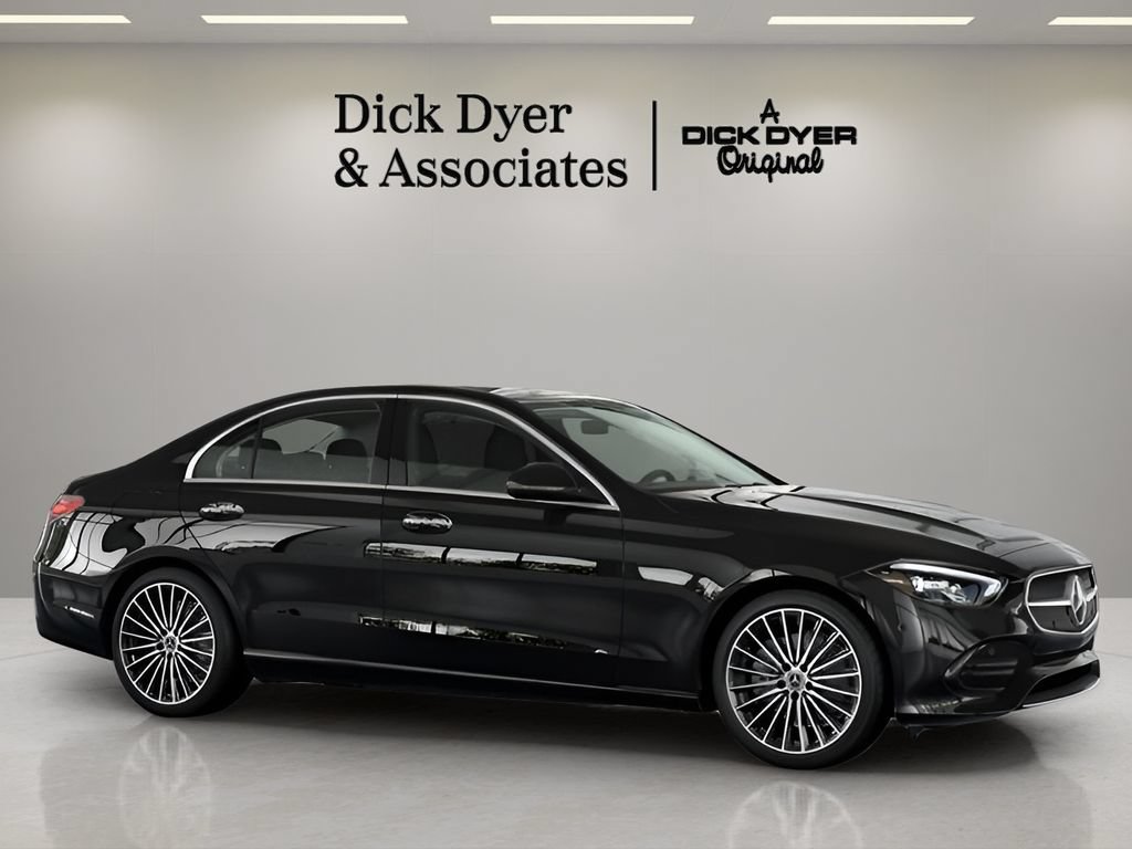 Used 2026 Mercedes-Benz C 300 Sedan image 9
