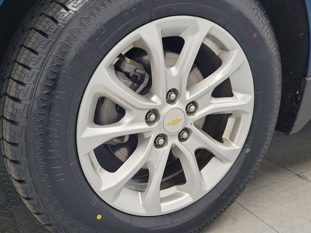 Used 2020 Chevrolet Equinox LT w/ LPO, Floor Liner Package image 31