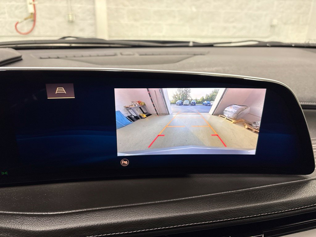Certified 2024 Cadillac XT4 Premium Luxury w/ Technology Package AWD/4WD image 41