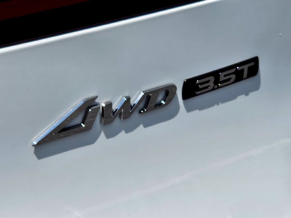 New 2026 Genesis GV70 3.5T Sport Prestige AWD/4WD image 14