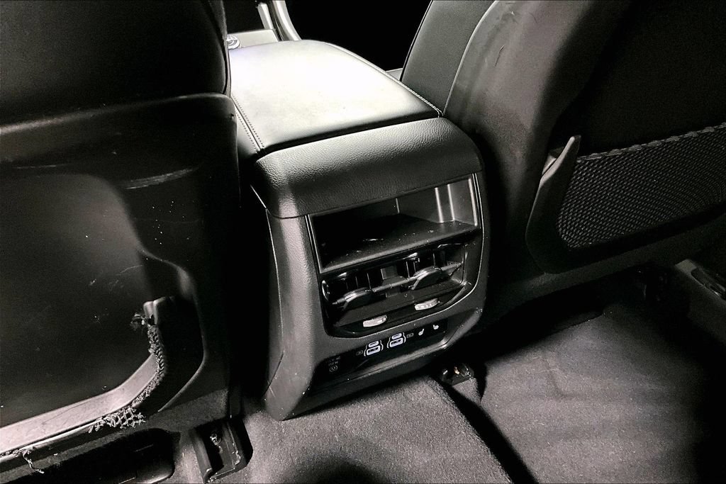 Used 2024 Jeep Grand Cherokee Limited RWD image 28