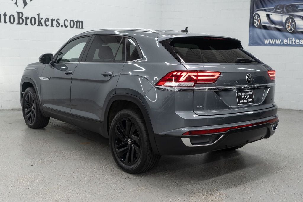 Used 2023 Volkswagen Atlas Cross Sport SE w/ Black Wheel Package AWD/4WD image 6