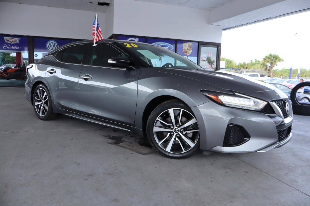 Used 2020 Nissan Maxima 3.5 SV w/ Floor Mat Group FWD image 3