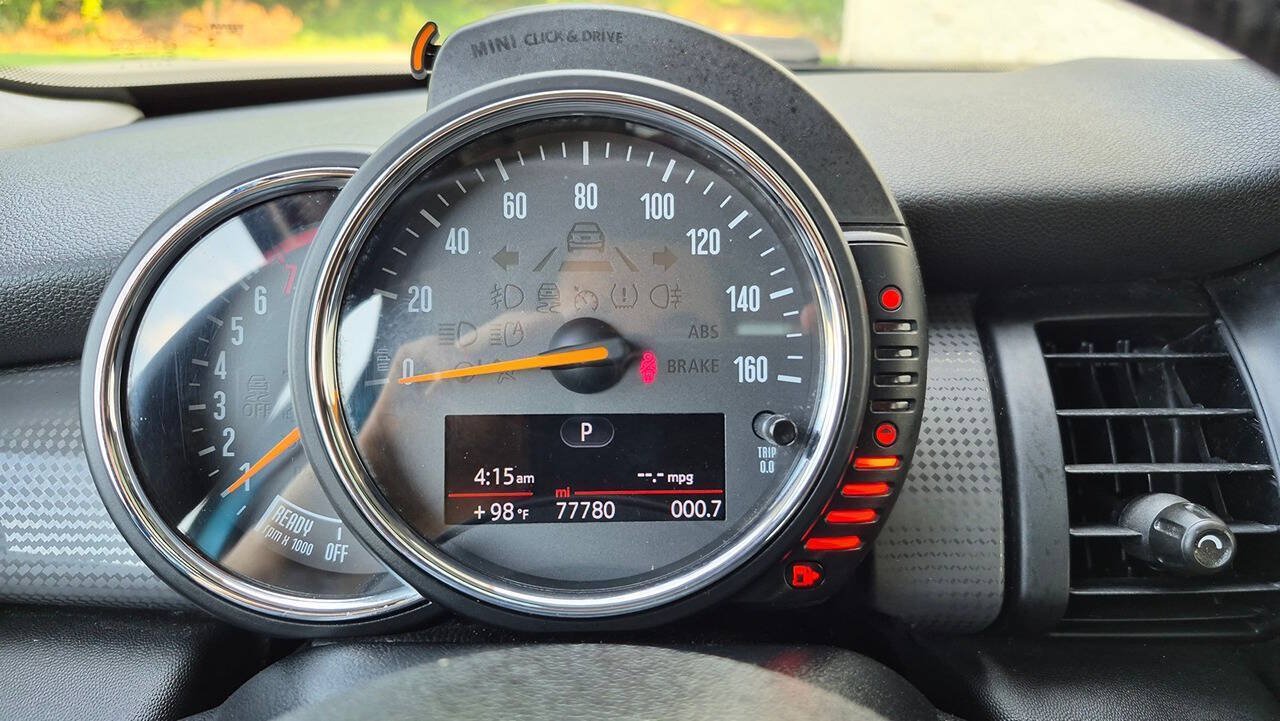 Used 2015 MINI Cooper 4-Door Hardtop FWD image 27