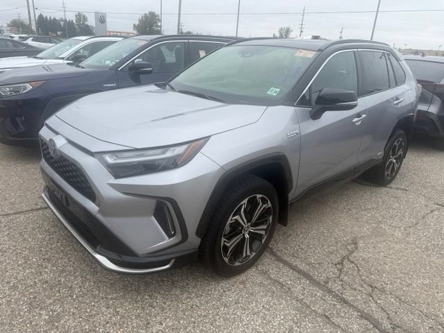 Used 2024 Toyota RAV4 XSE w/ Weather Package AWD/4WD image 9