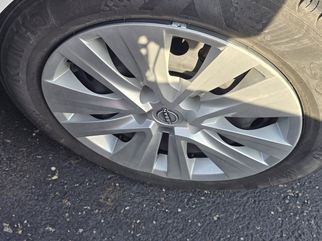 Used 2024 Nissan Sentra S image 25