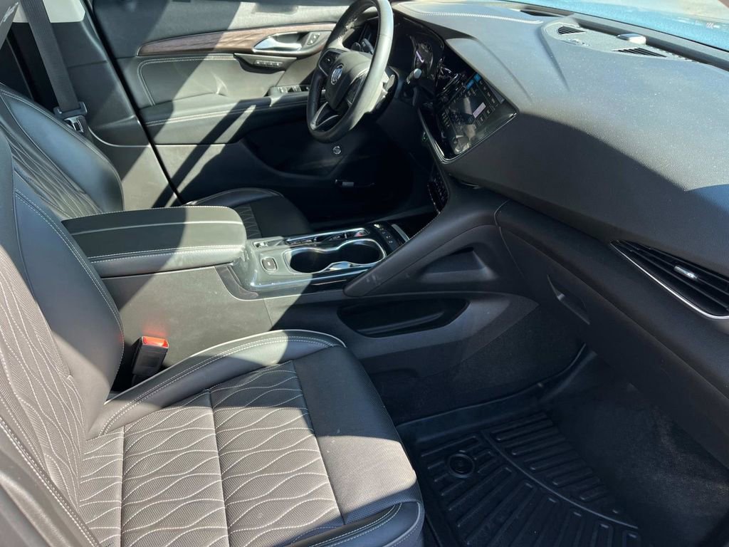 Used 2022 Buick Envision Avenir w/ Premium Seat Package image 23