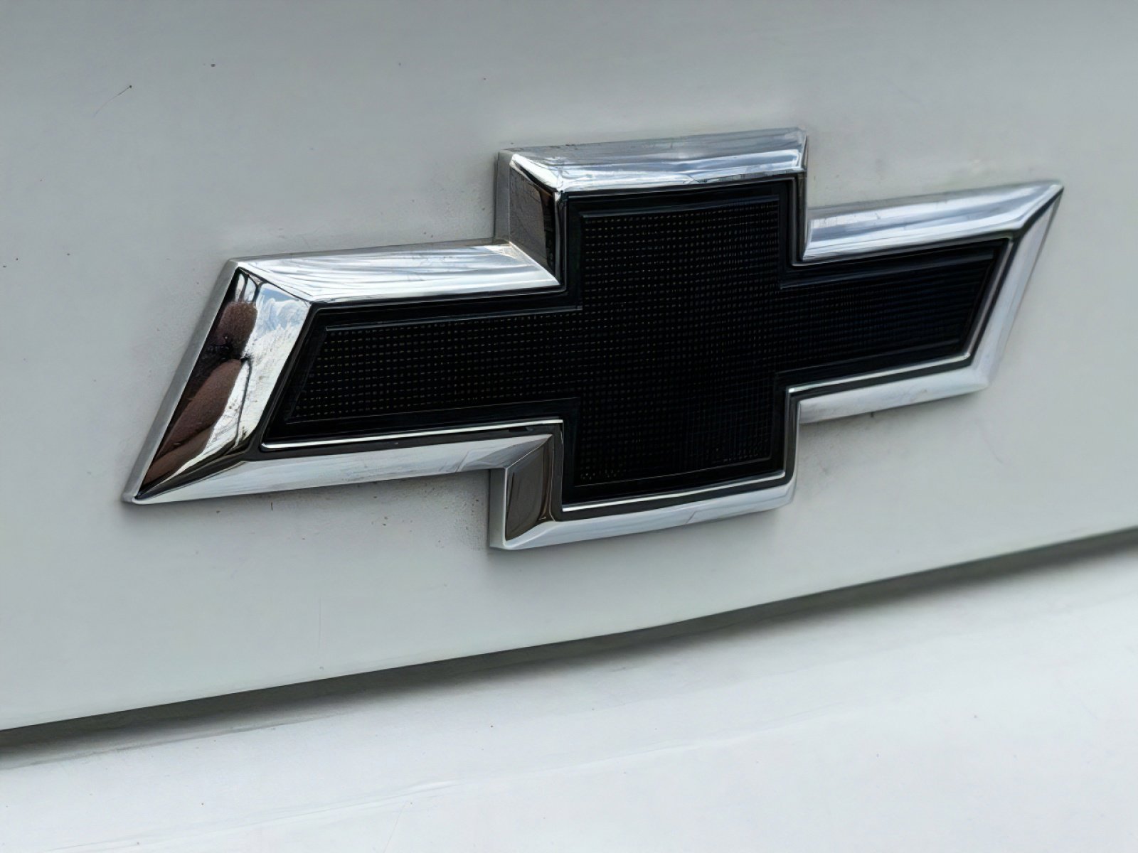 Used 2021 Chevrolet Camaro LT image 29