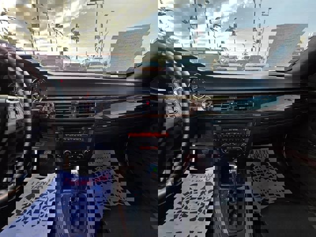 Used 2011 BMW 335i Coupe image 12