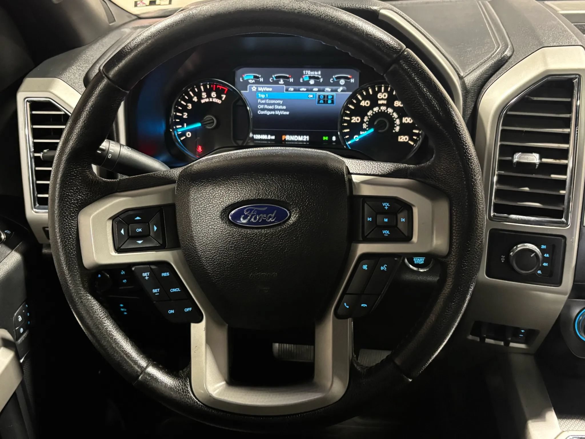 Used 2015 Ford F150 Lariat AWD/4WD image 10