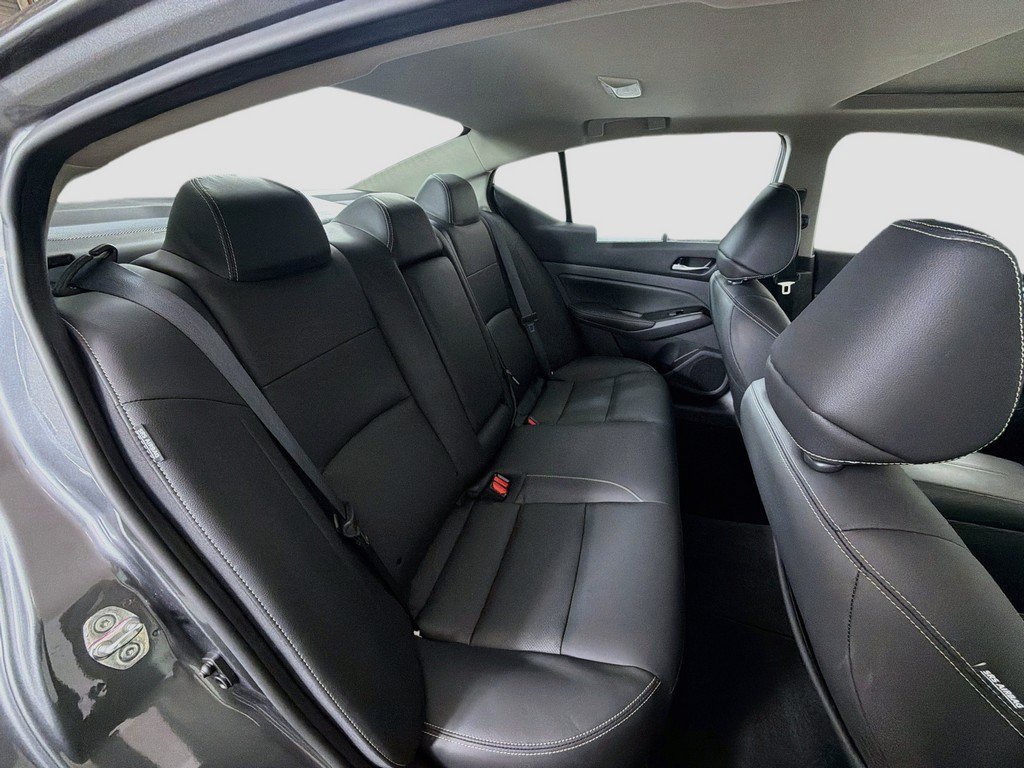 Used 2023 Nissan Altima 2.5 SL FWD image 26