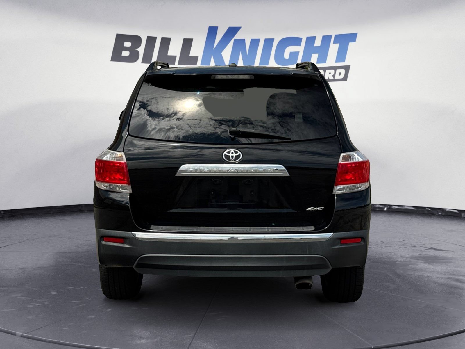 Used 2012 Toyota Highlander Limited w/ Tow Pkg AWD/4WD image 4