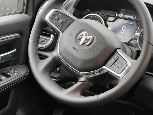 New 2025 RAM 3500 Big Horn AWD/4WD image 7