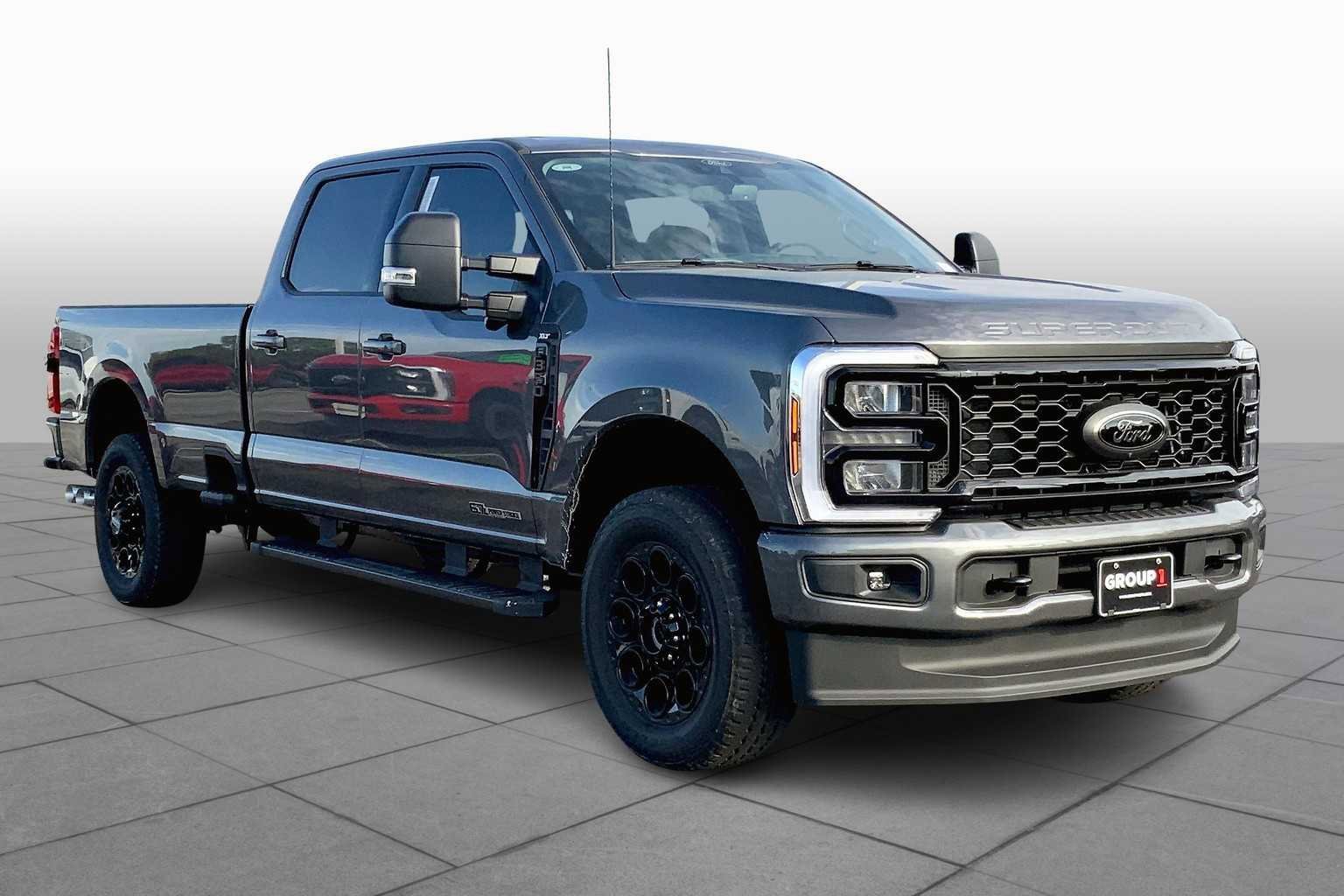 New 2026 Ford F350 XLT w/ XLT Premium Package AWD/4WD image 2