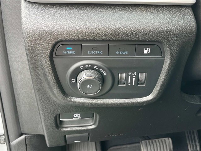 Used 2023 Jeep Grand Cherokee 4WD 4xe image 29