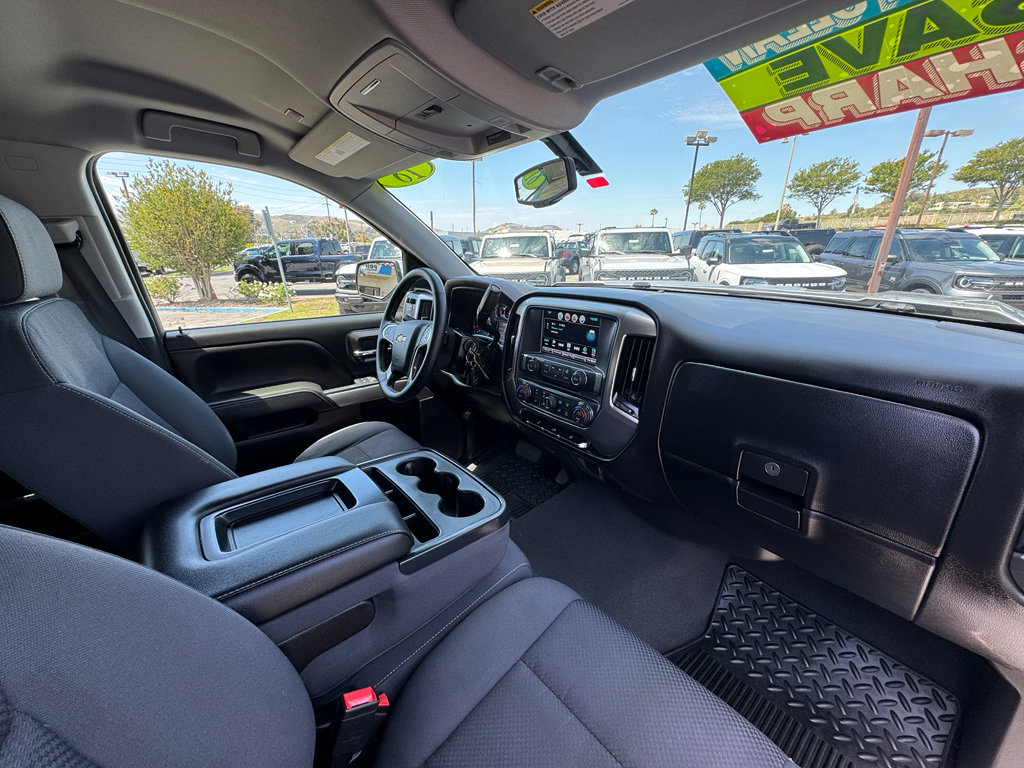 Used 2018 Chevrolet Silverado 1500 LT w/ All Star Edition AWD/4WD image 29