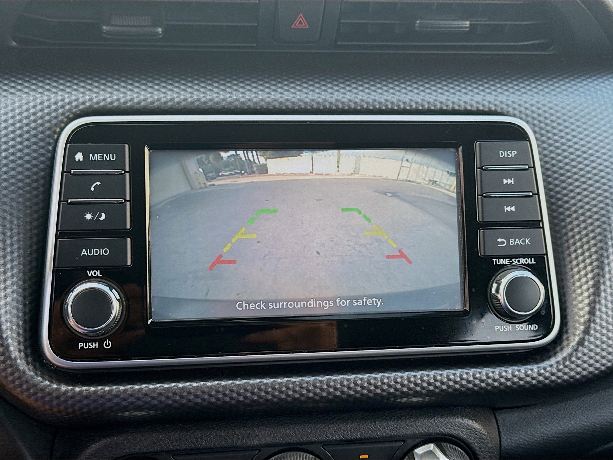 Used 2019 Nissan Kicks S image 13