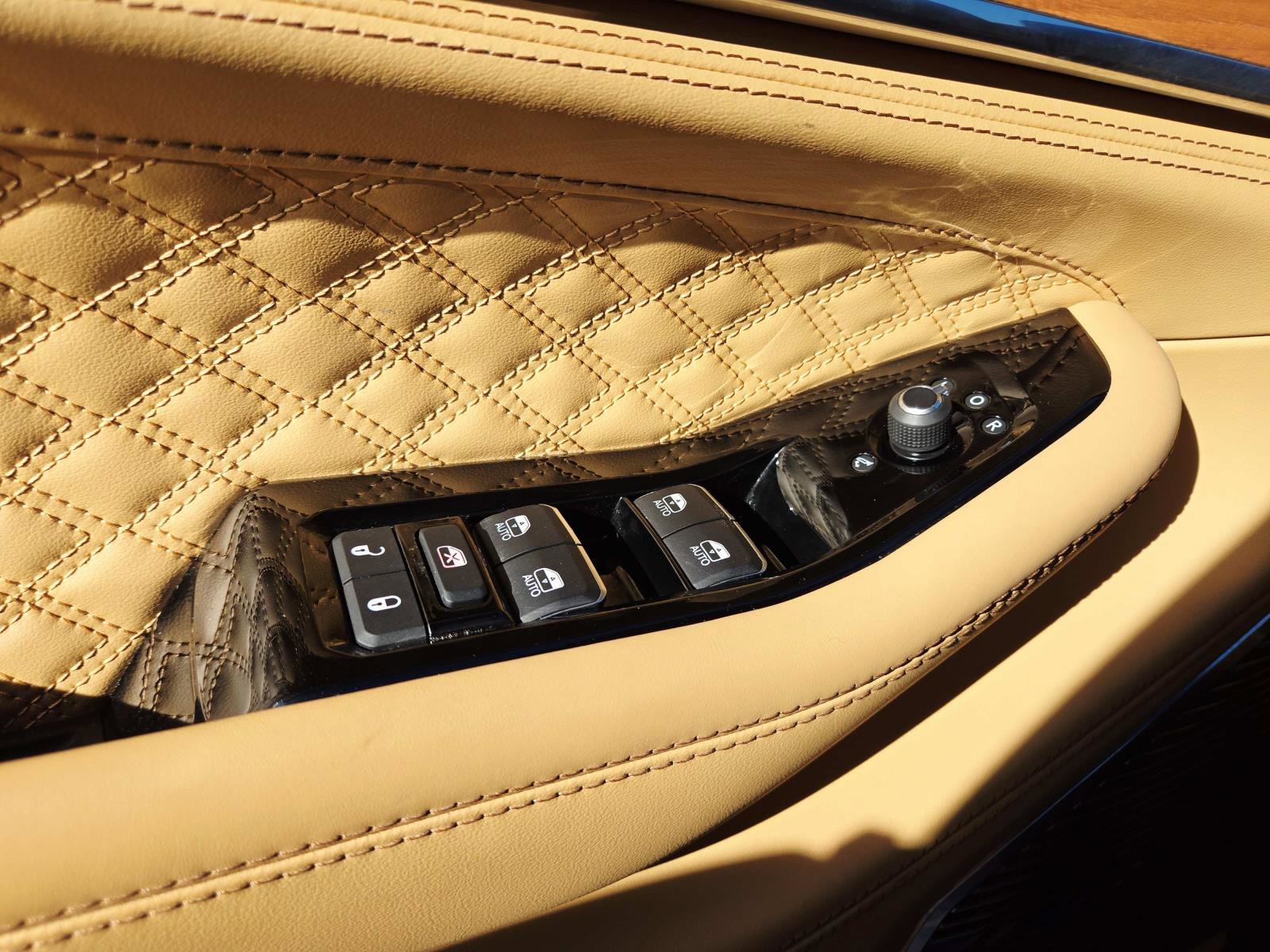 Used 2024 Jeep Grand Cherokee Summit image 42