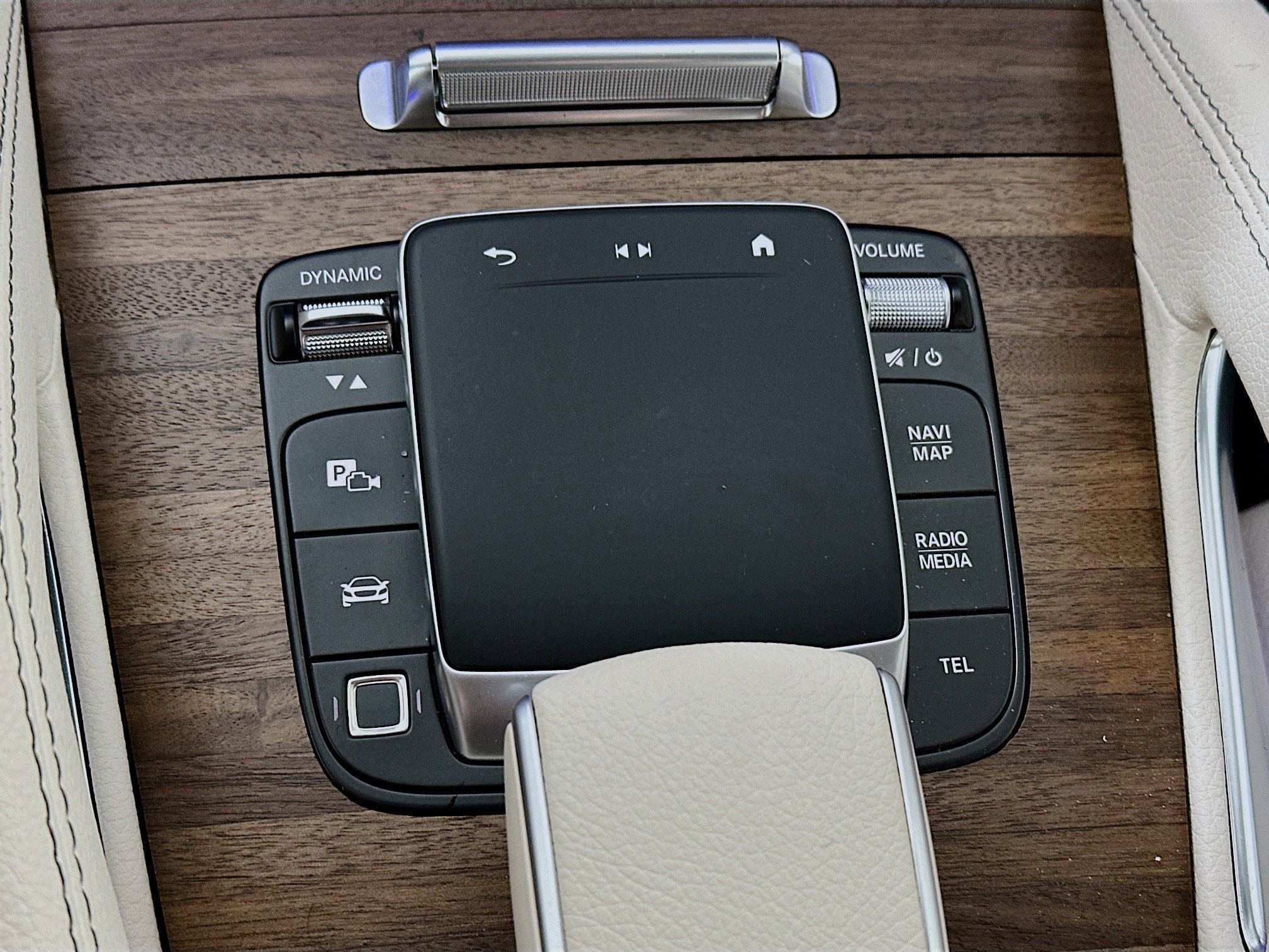 Certified 2025 Mercedes-Benz GLS 450 4MATIC image 21