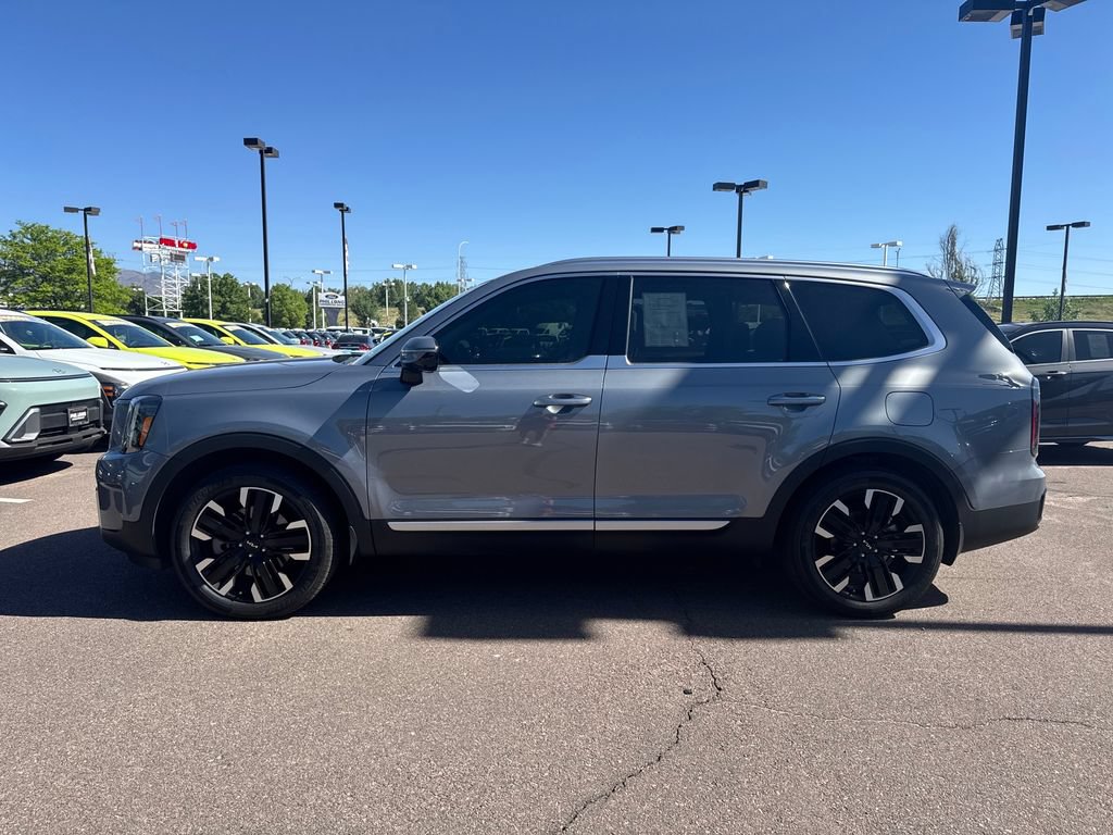 Used 2025 Kia Telluride SX Prestige AWD/4WD image 11