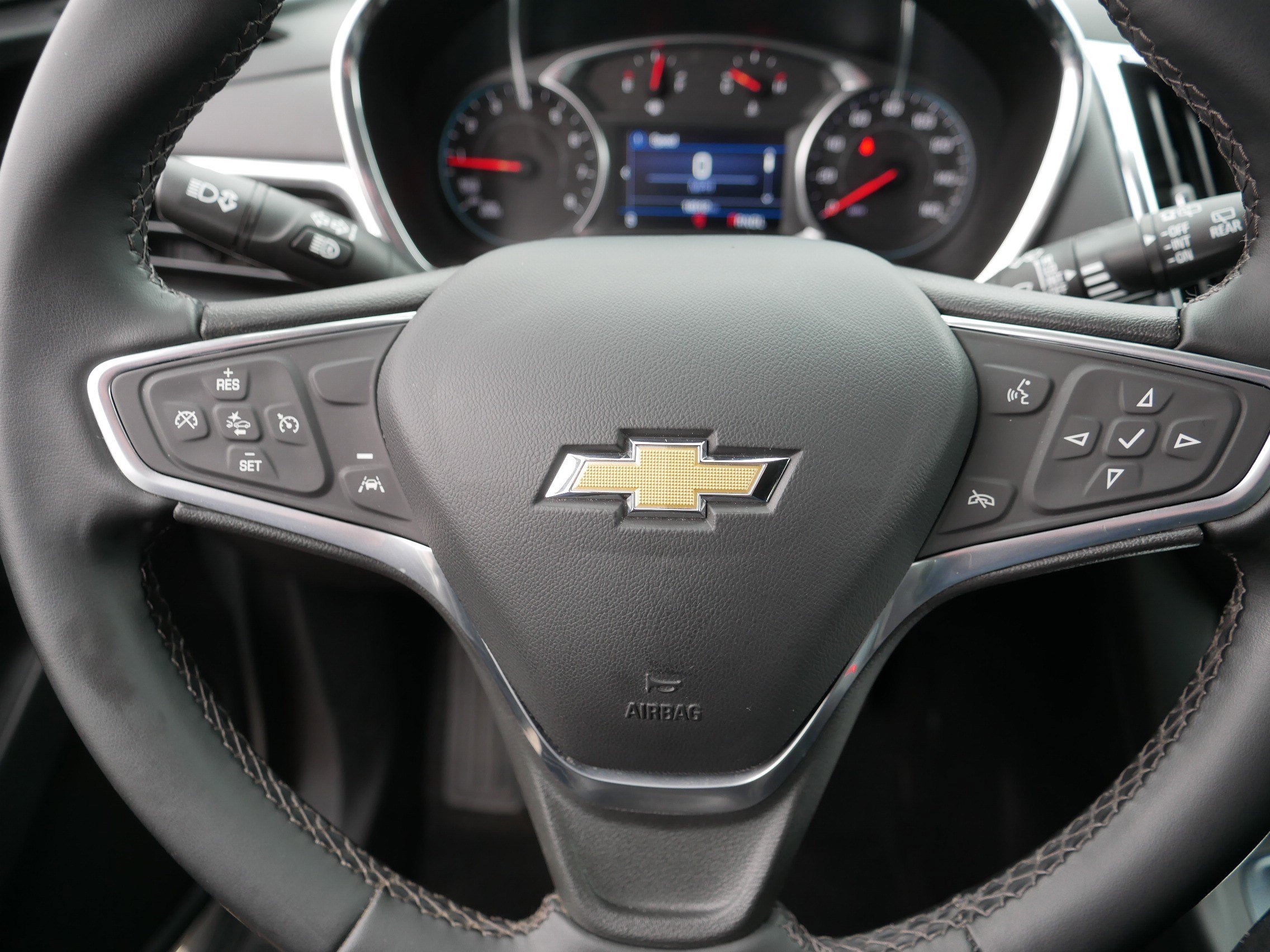 Used 2023 Chevrolet Equinox LT image 25