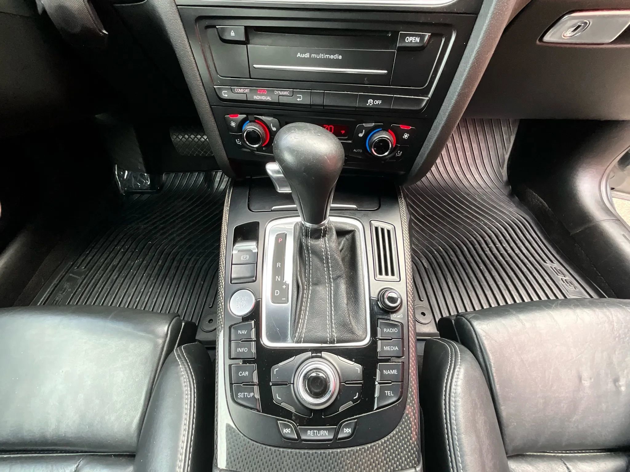 Used 2012 Audi S5 Prestige w/ Prestige Pkg image 24