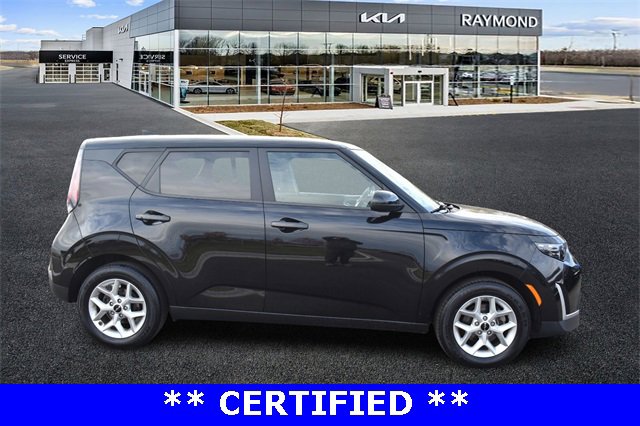 Certified 2024 Kia Soul LX w/ Option Group 015 image 2