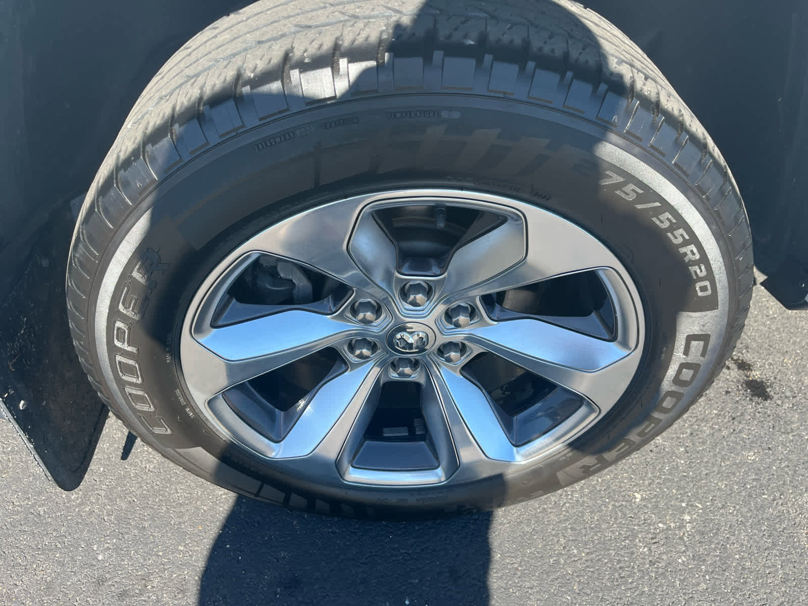 Used 2021 RAM 1500 Limited AWD/4WD image 19