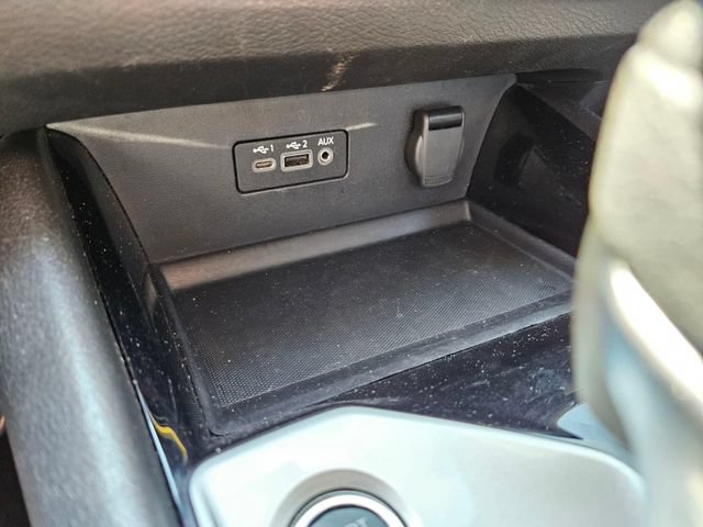 Used 2024 Nissan Altima 2.5 SV FWD image 31