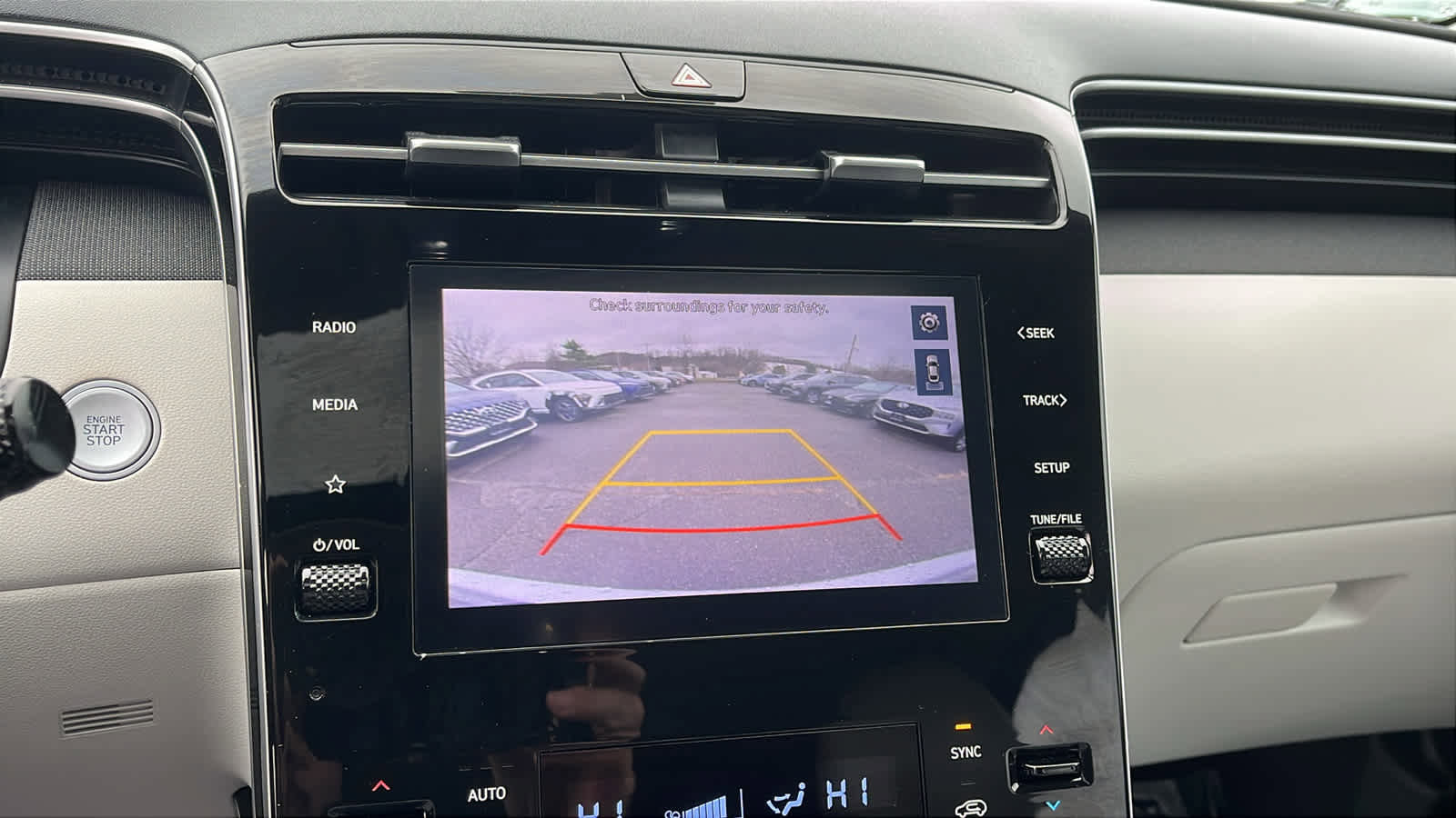 Used 2023 Hyundai Tucson SEL w/ Convenience Package image 16