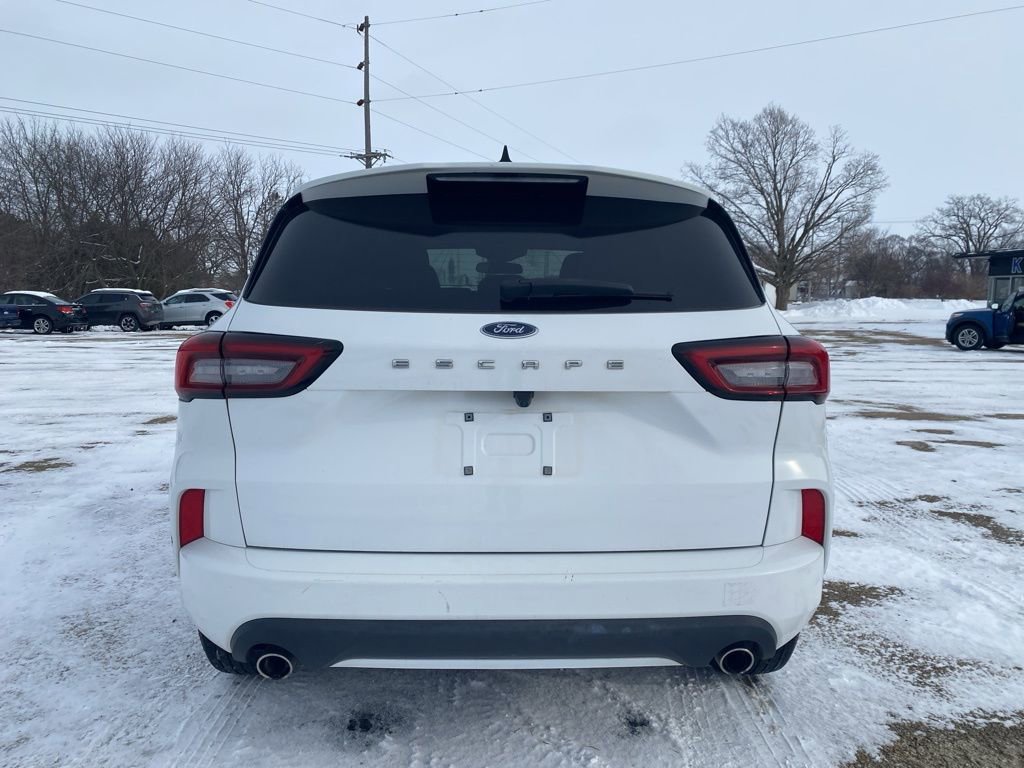 Used 2023 Ford Escape ST-Line image 12