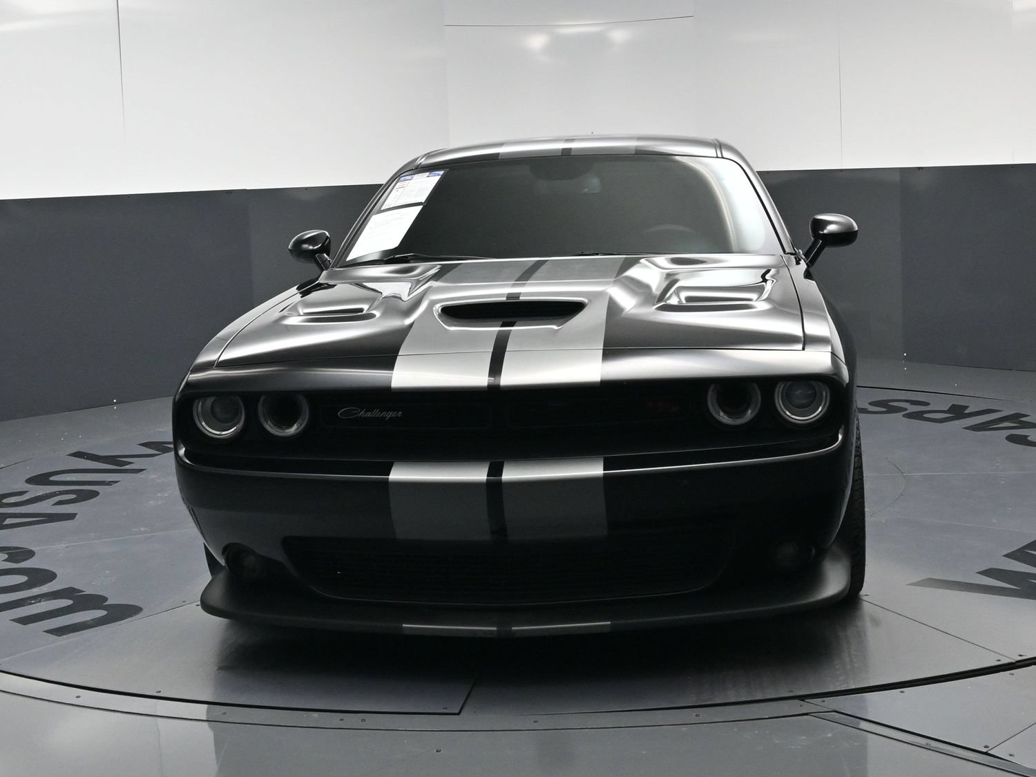 Used 2021 Dodge Challenger R/T Scat Pack RWD image 3