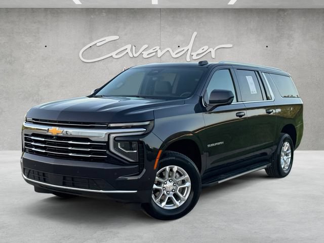 Used 2025 Chevrolet Suburban LT RWD image 1