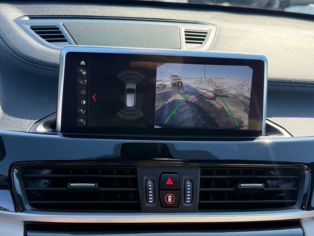 Used 2020 BMW X1 xDrive28i w/ Premium Package image 16