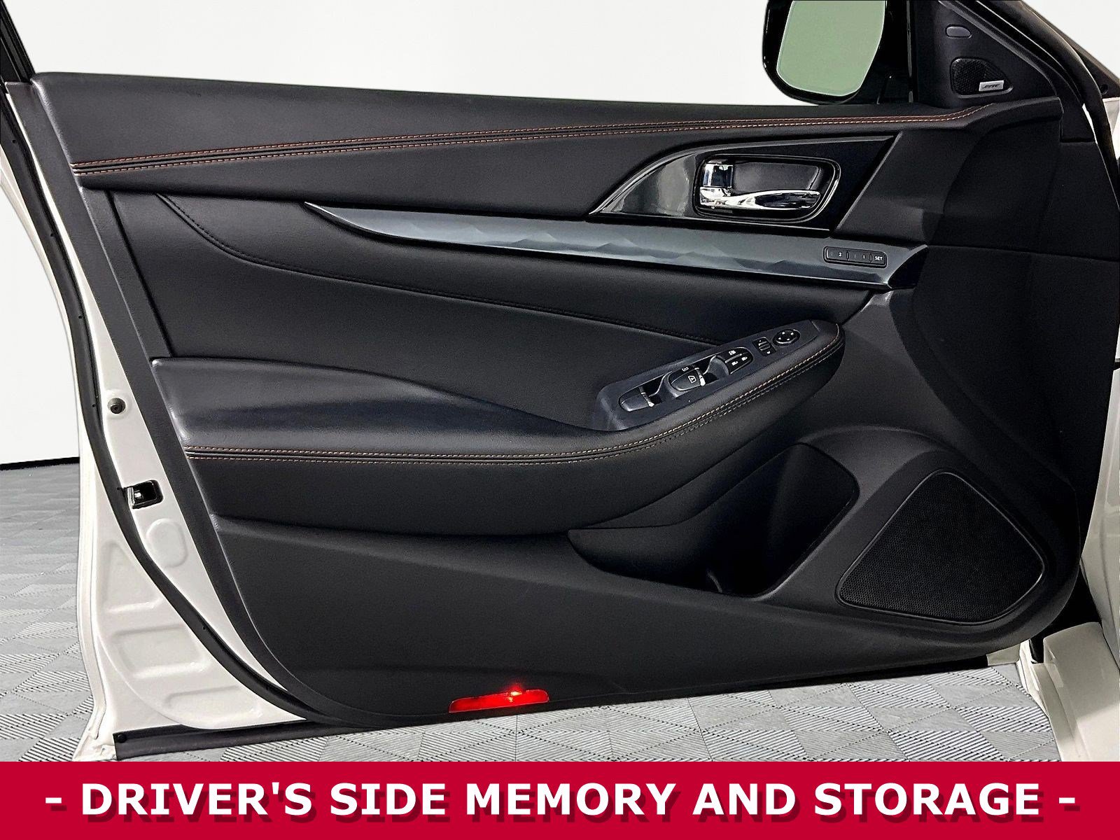 Used 2019 Nissan Maxima SR w/ Premium Package FWD image 20