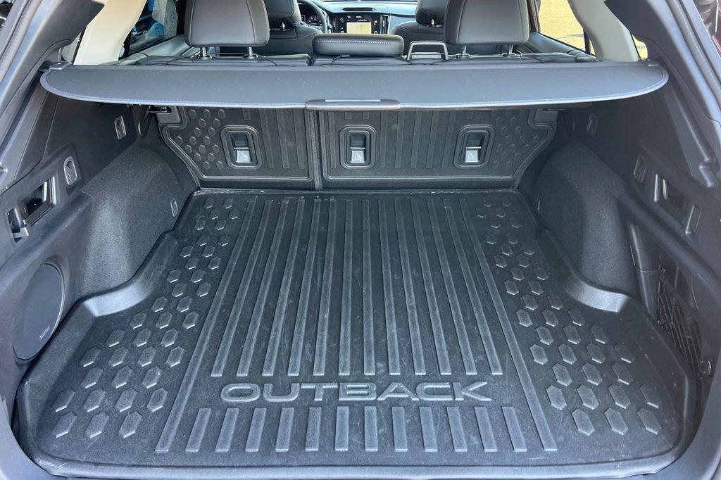 Used 2023 Subaru Outback Touring XT image 19