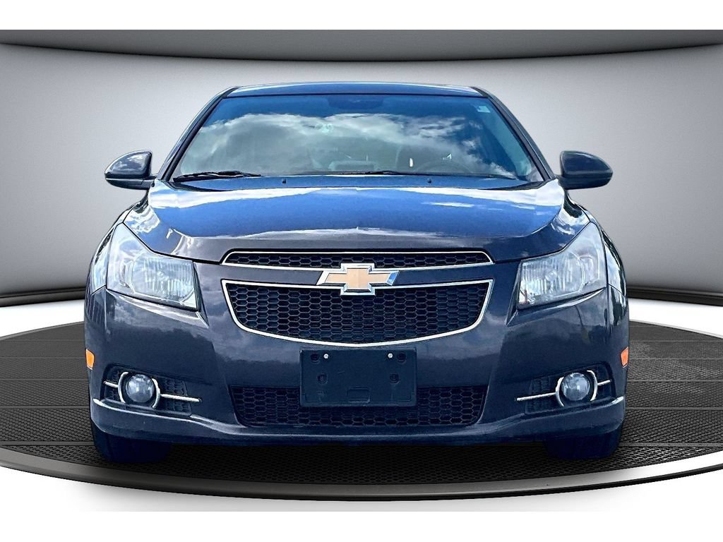 Used 2014 Chevrolet Cruze LTZ w/ RS Package FWD image 4