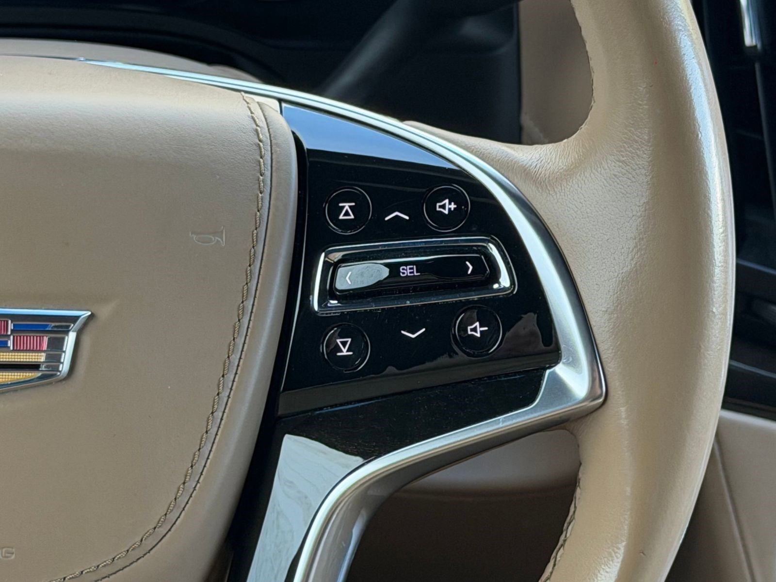 Used 2019 Cadillac Escalade ESV Platinum image 26