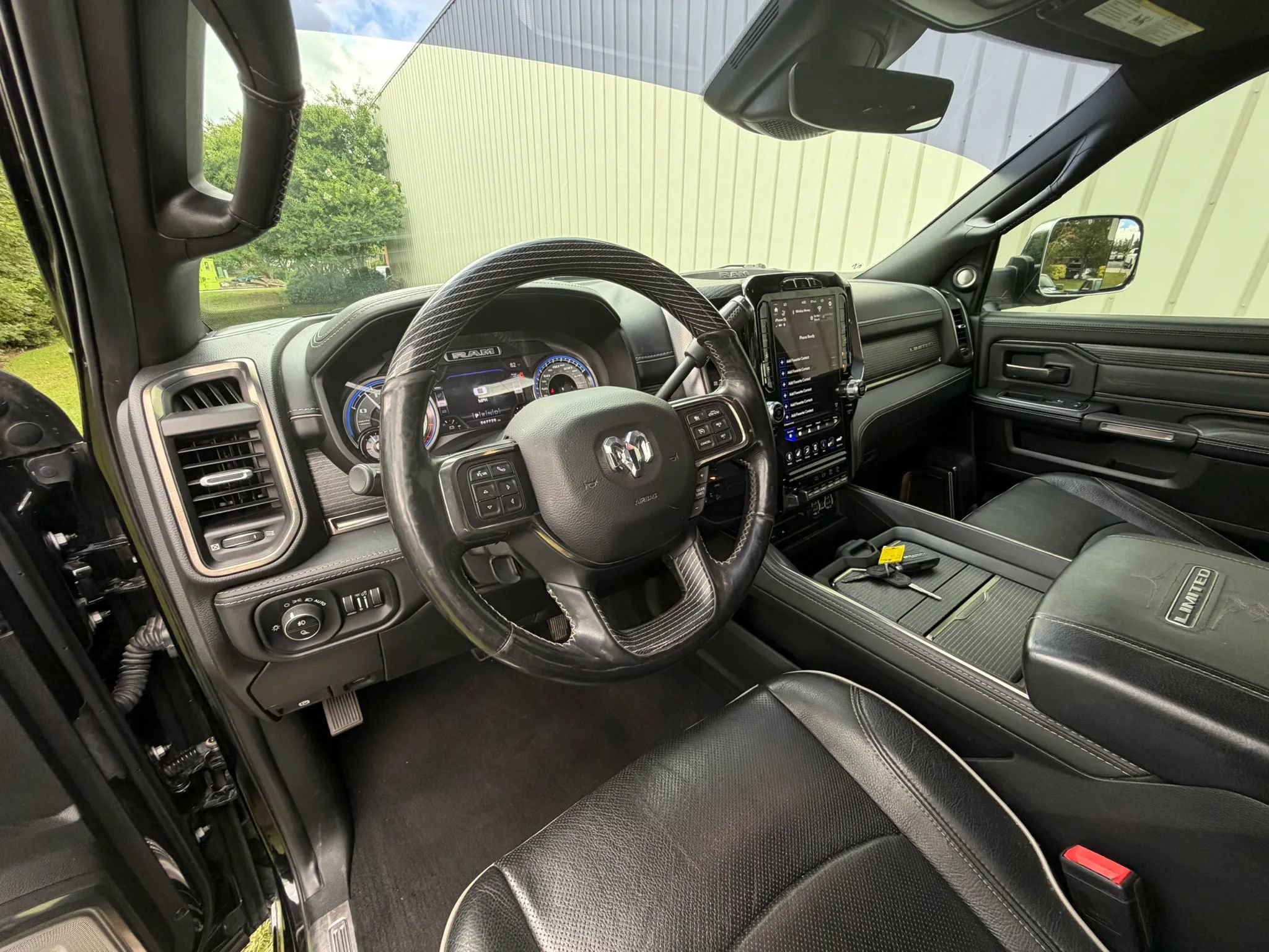 Used 2019 RAM 2500 Limited AWD/4WD image 17