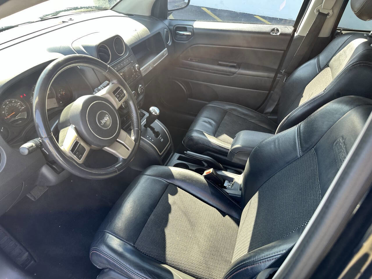 Used 2017 Jeep Compass 75th Anniversary w/ Power Value Group image 14