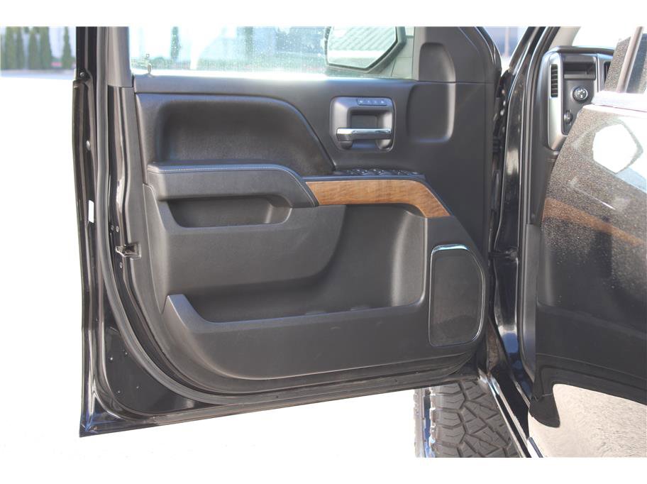 Used 2015 Chevrolet Silverado 1500 LTZ image 7