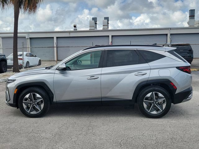 Used 2025 Hyundai Tucson SEL FWD image 6