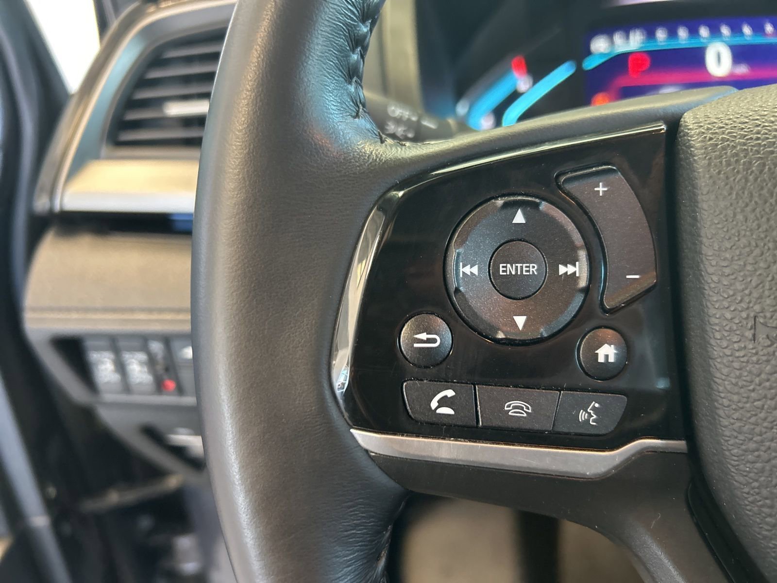 Used 2024 Honda Odyssey Touring image 24