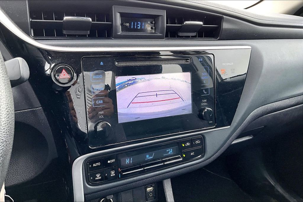 Used 2017 Toyota Corolla LE w/ Carpet Mat Package (TMS) FWD image 20
