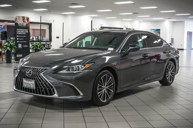 Certified 2025 Lexus ES 350 w/ Premium Package FWD image 4