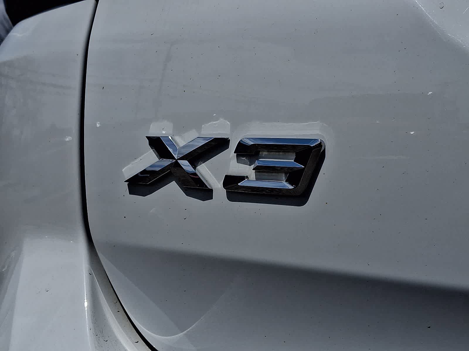Used 2024 BMW X3 xDrive30i w/ M Sport Package AWD/4WD image 32