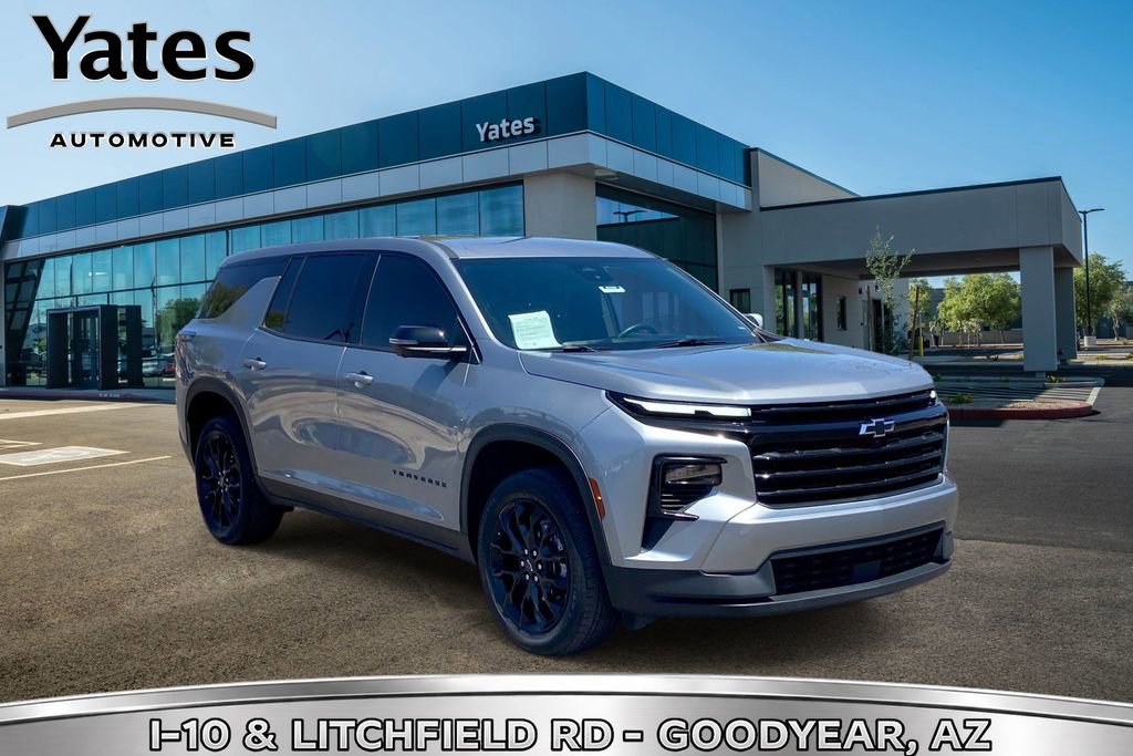 Used 2024 Chevrolet Traverse LS w/ Midnight/Sport Edition