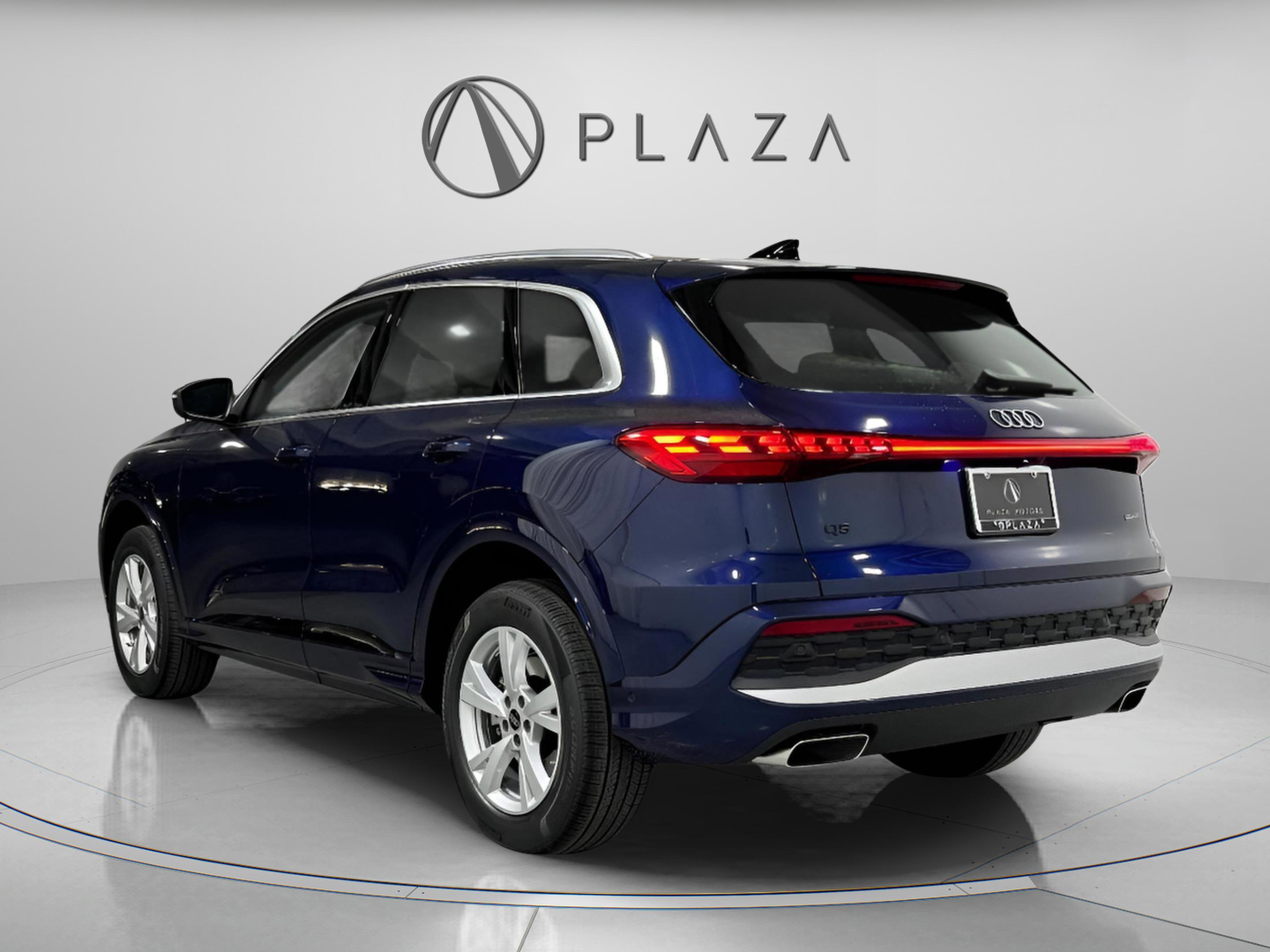 New 2025 Audi Q5 Premium image 3