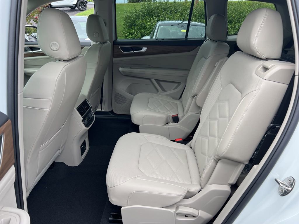 New 2026 Volkswagen Atlas SE image 24