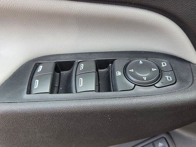 Used 2020 Chevrolet Equinox Premier image 58